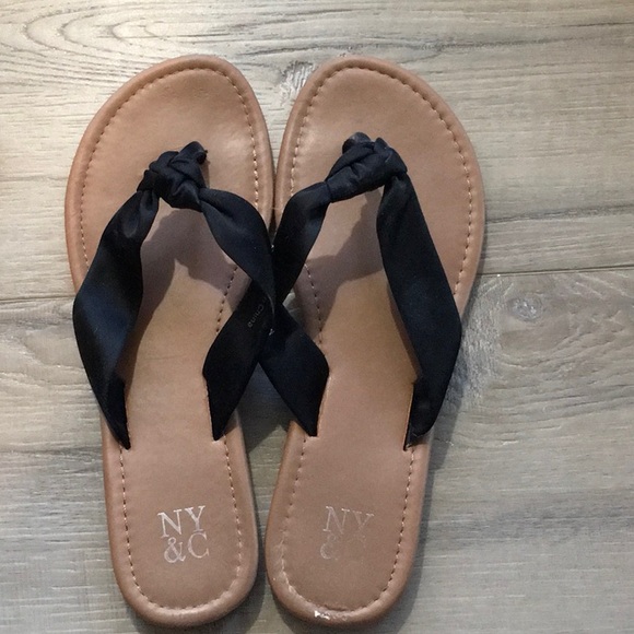 2 pair of NY&C Sandals Size 6 - Picture 6 of 7